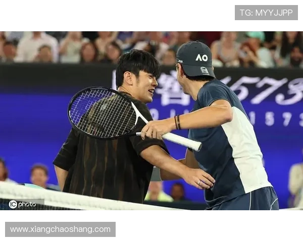 澳网一轮游周杰伦暖心安慰小布